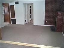 Large Living Rm with newer Carpet