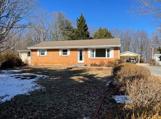 1358 Homeplace Rd, Bedford, VA 24523