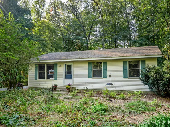 12418 Johnson St, Grand Haven, MI 49417