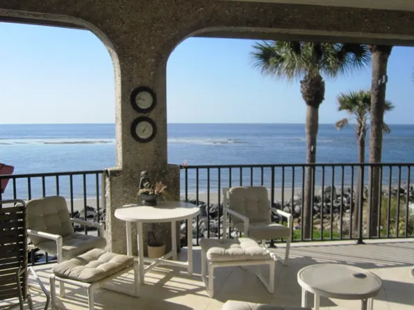 940 Beachview Dr APT 4, Saint Simons Island, GA 31522