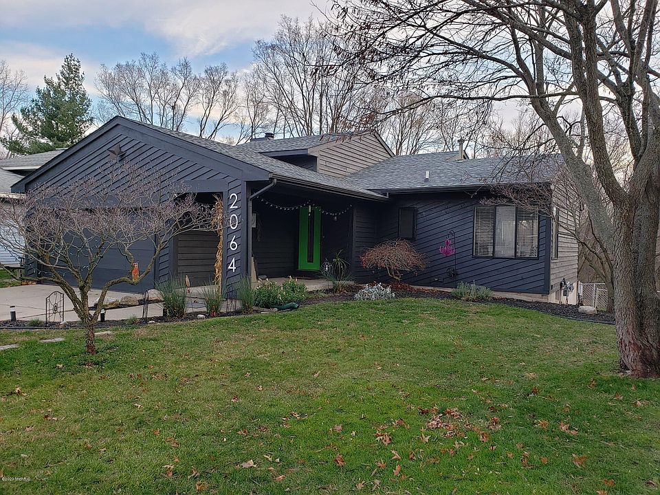 1st image of 2064 Brook Trails Ct SE