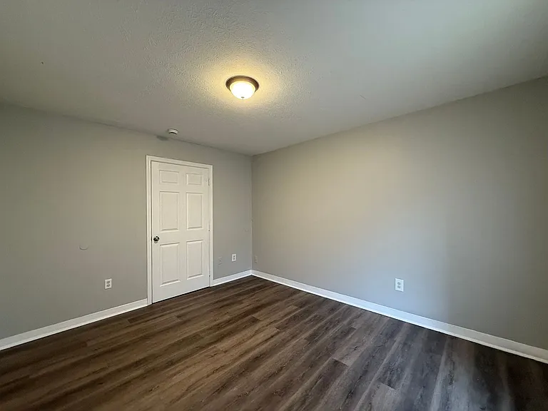 2708 Greenwood Ave — Photo 11