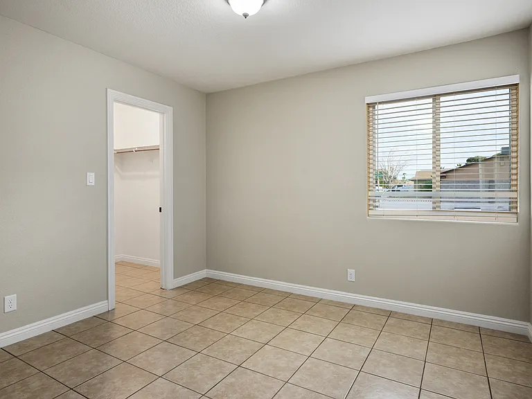 5045 Sepulveda Blvd — Photo 20