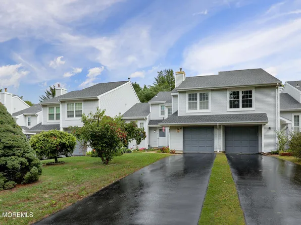 71 Malibu Drive, Eatontown, NJ 07724