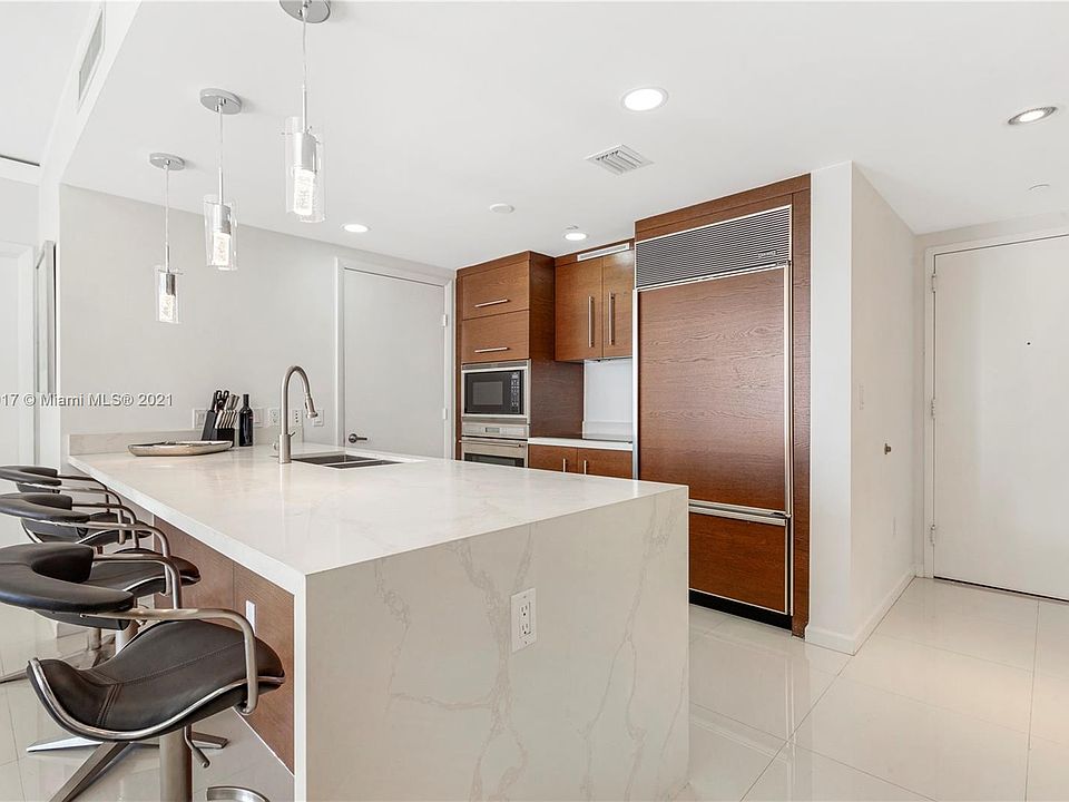 1st image of 475 Brickell Ave APT 3313