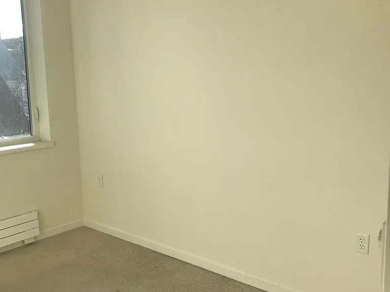 60 Parris St #401 — Photo 5