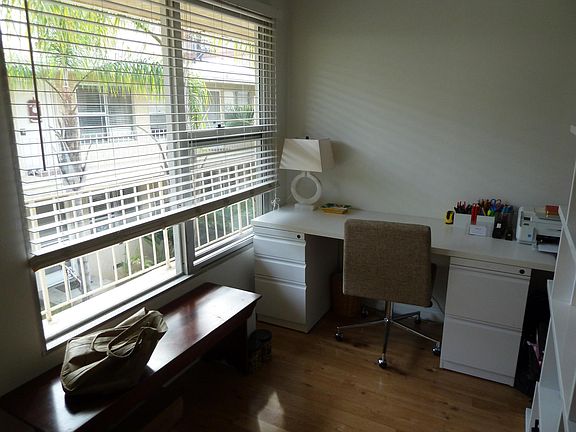 5th image of 1022 2nd St APT 15