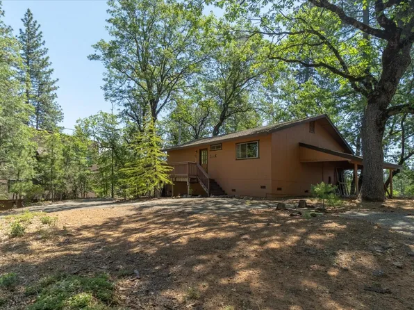 1937 Manzanita Dr, Arnold, CA 95223