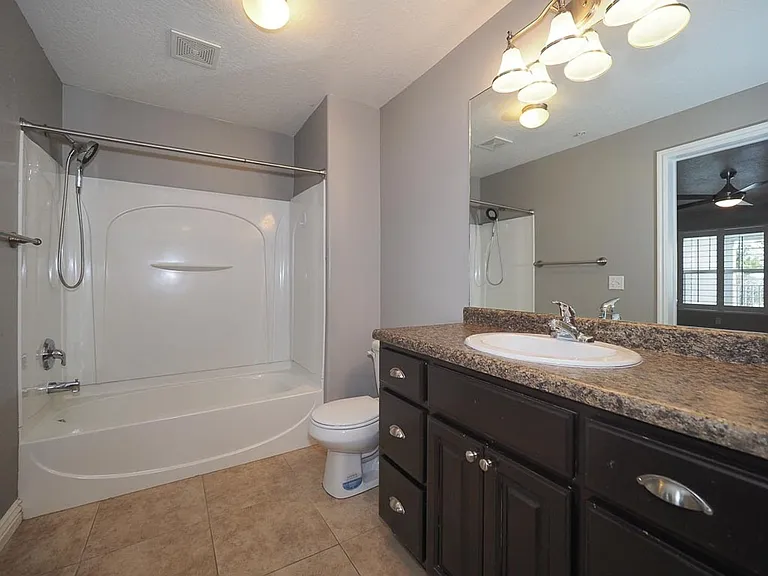 11776 S Grandville Ave #104 — Photo 26