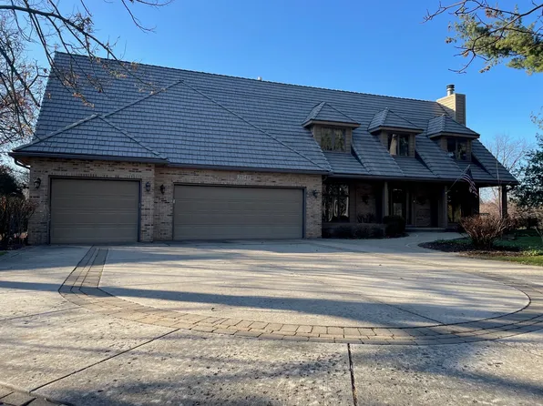 21548 S Mattox Ln, Shorewood, IL 60404