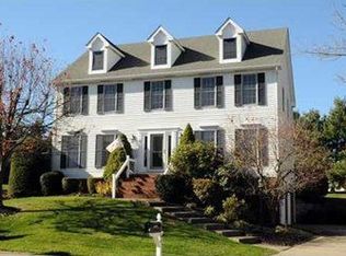 1106 Harrow Hill Ct, Coraopolis, PA