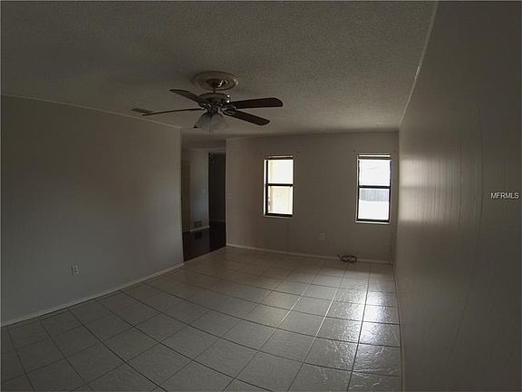 5th image of 836 Hawkes Ave