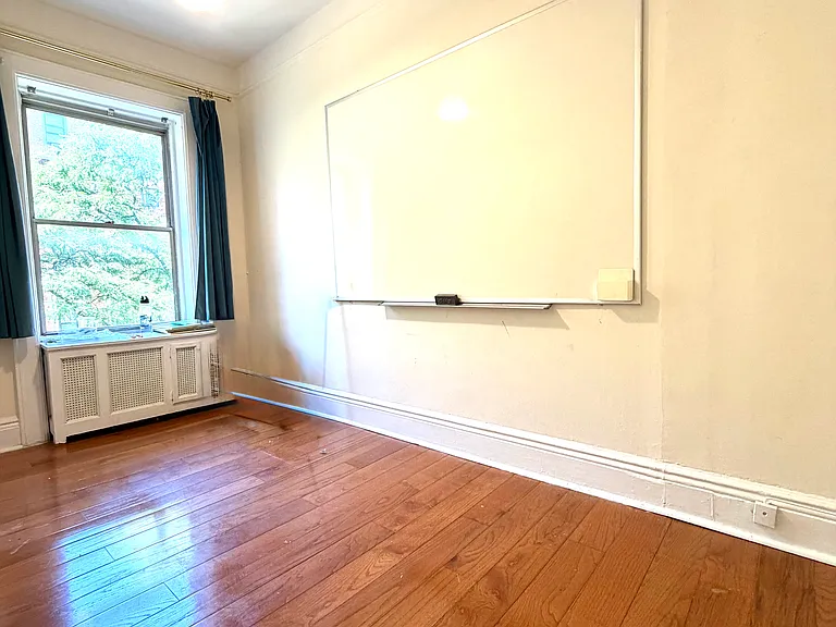 331 E 65th St #4N — Photo 6