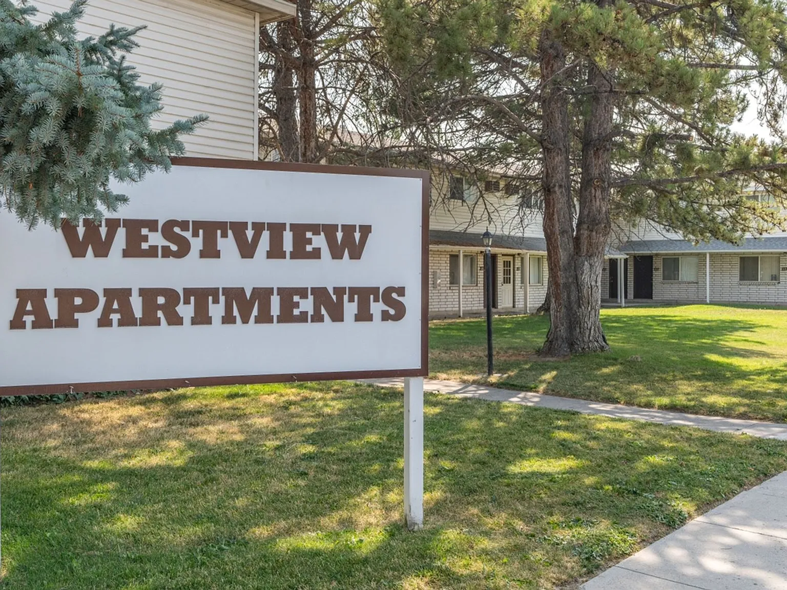 Westview Apartments — Photo 1