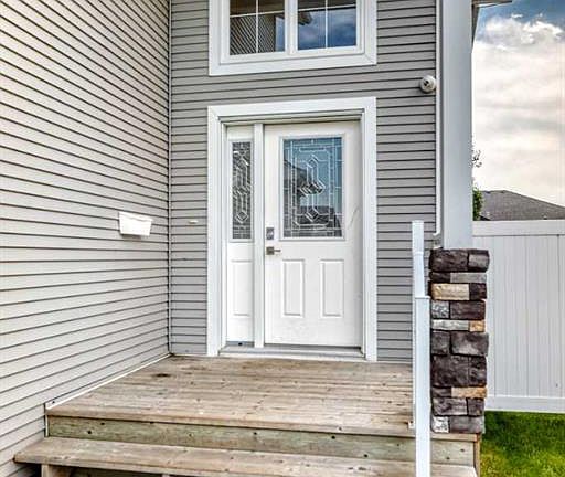 3rd image of 38 N Cambridge Close