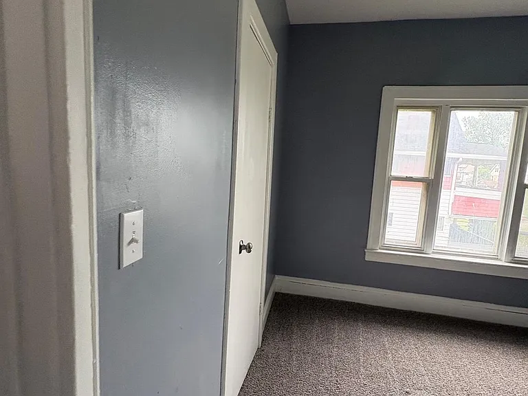 3252 E 118th St #2 — Photo 8