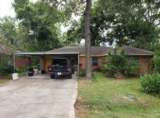 5902 Leon St, Houston, TX 77009