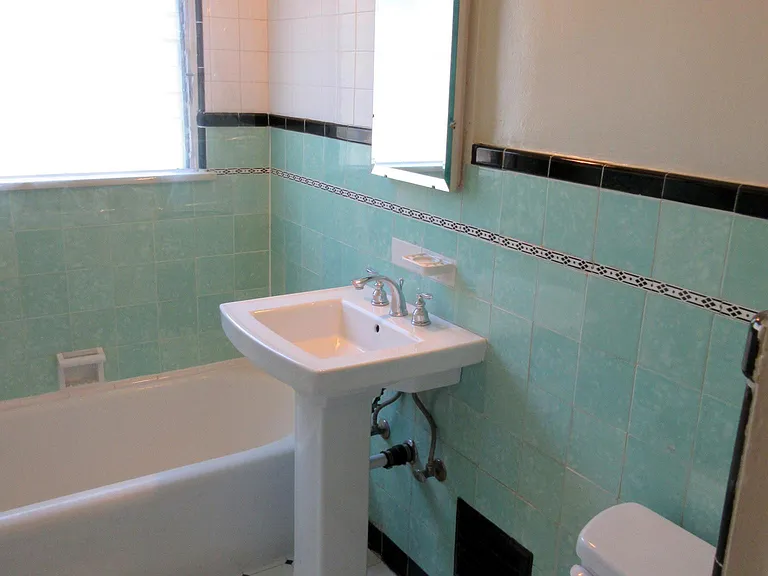 6022 W 8th St #5 — Photo 18