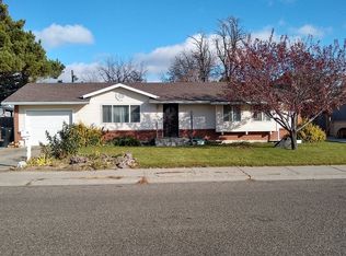 1733 Bennett Ave, Burley, ID 83318