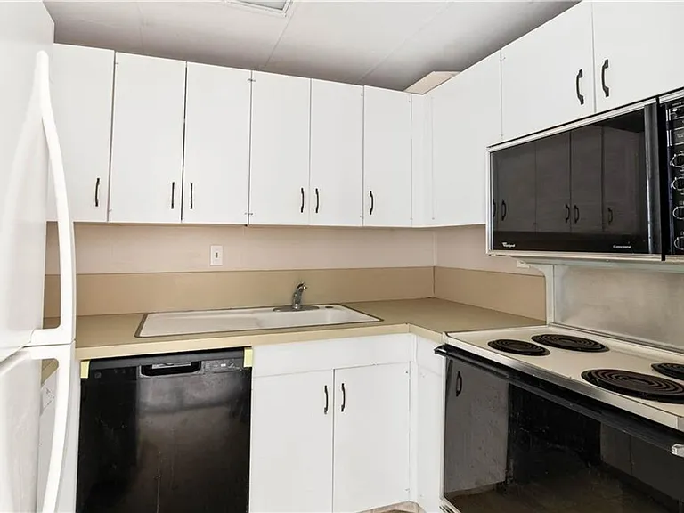 4600 Ocean Dr #906 — Photo 8