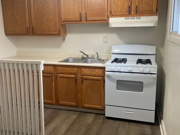 324 Union St #4, Jackson, MI 49203