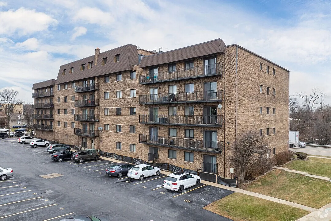 2 bed, 1000 sqft, $2,100 — Photo 1