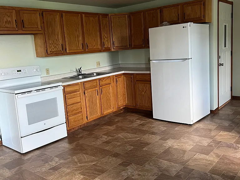 W2342 Northwestern Ave #5 — Photo 8