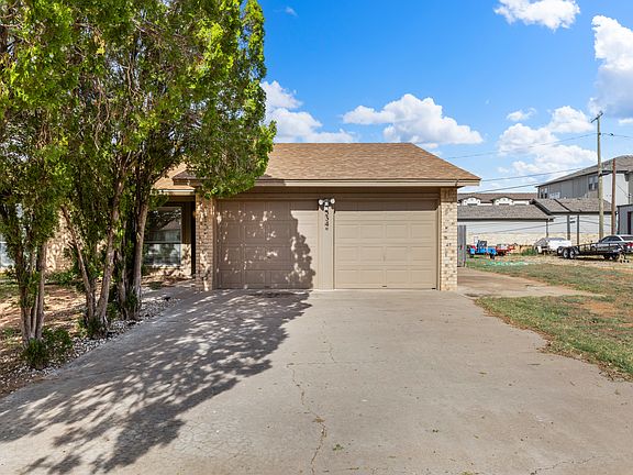 3rd image of 334 Rockylane Dr