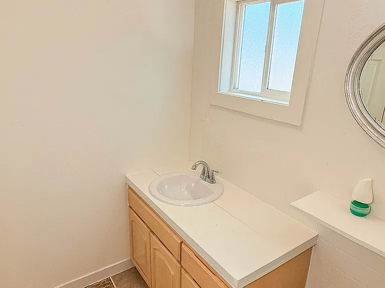 703 Woodrow Ave — Photo 14