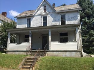 202 Park St, Scottdale, PA 15683