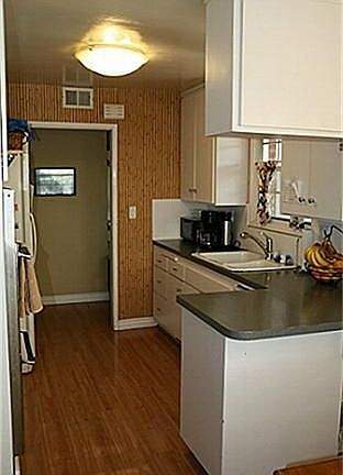 5th image of 5461 Park Ave