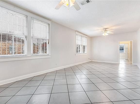 5th image of 1939 Touro St
