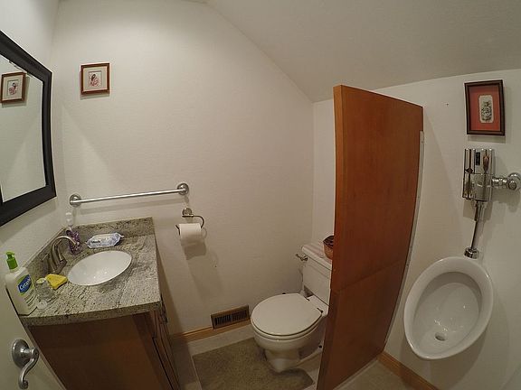 5th image of 5132 Highland Dr