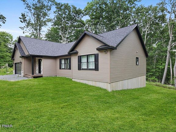5th image of 265 Oneida Way