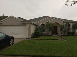 5645 Riva Ridge Dr, Zephyrhills, FL 33544