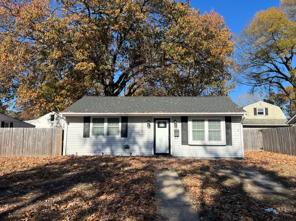 905 79th St, Newport News, VA 23605