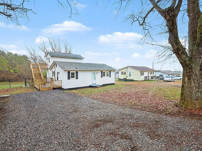2317 Flint Hill Church Rd — Photo 17