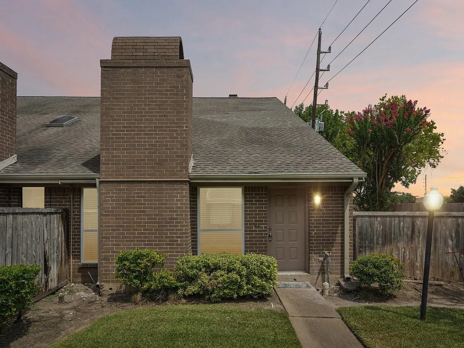 2 bed, 2.5 bath, 1518 sqft, $1,545 — Photo 1
