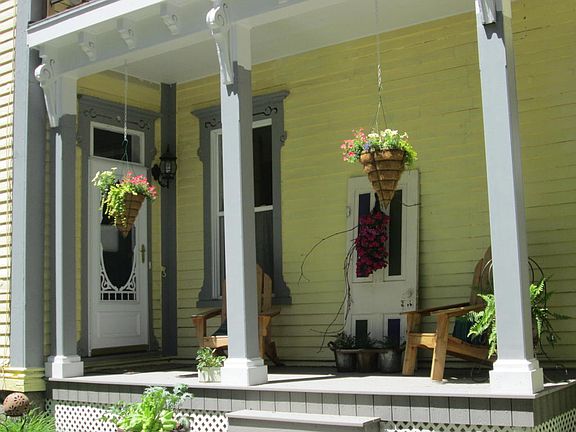 5th image of 208 N Camburn St