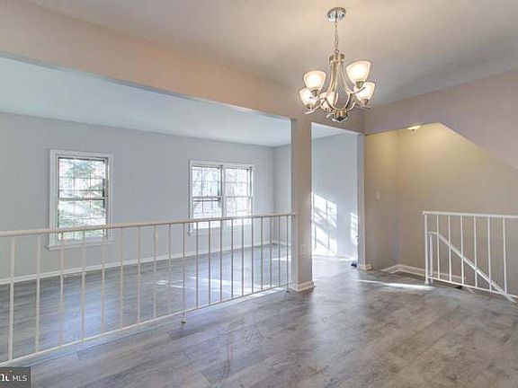 3rd image of 5416 New London Park Dr