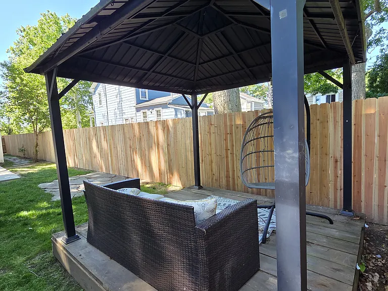 1522 Barron St — Photo 23