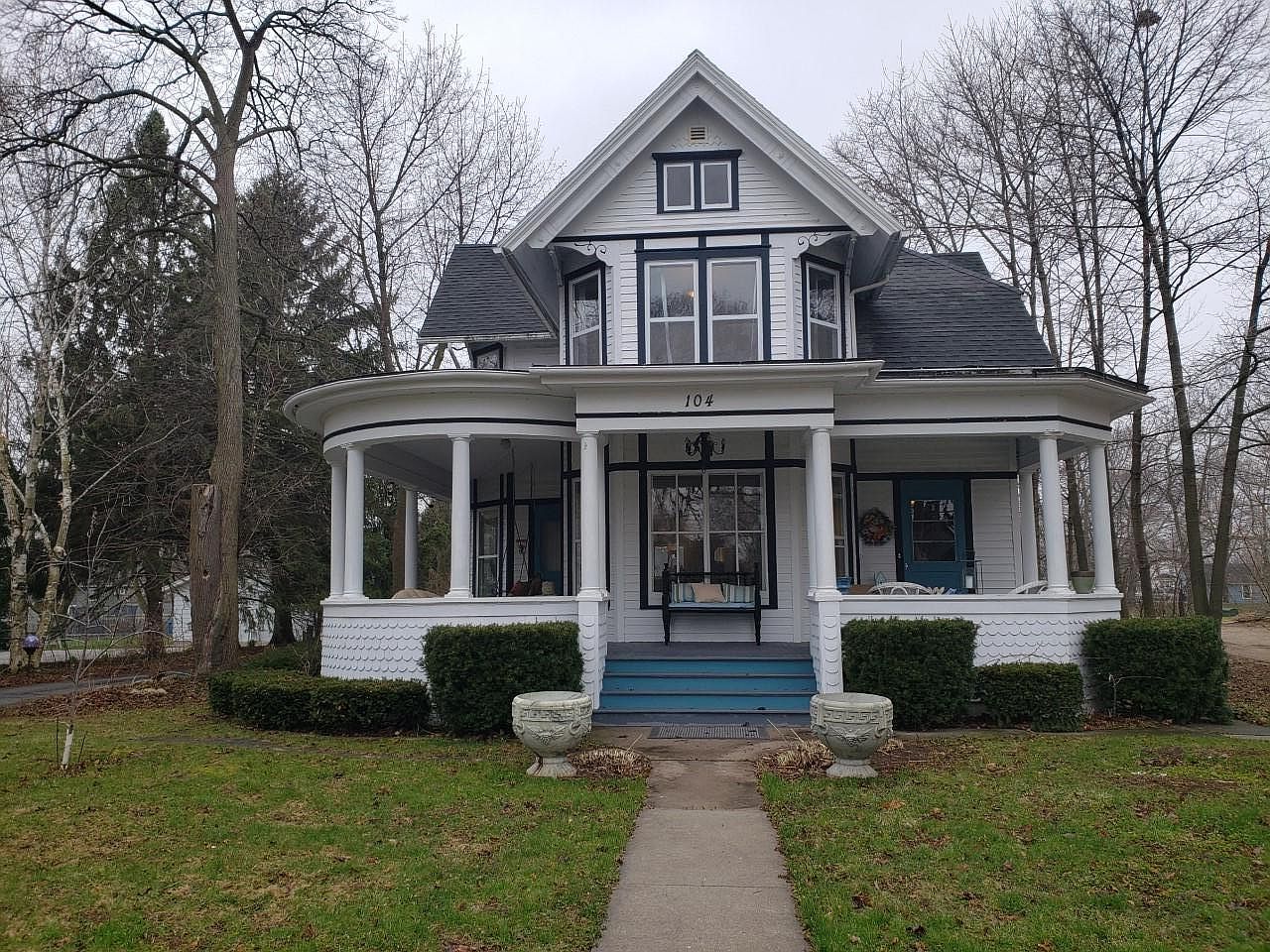 104 South St, Plymouth, WI 53073 Zillow