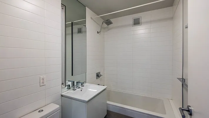 Rented by Nooklyn NYC LLC | media 57