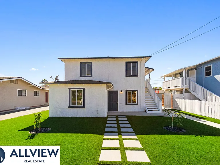 452 South Shaffer Street — Photo 16