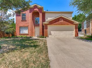 1200 Rocky Top Cir, Saginaw, TX 76131