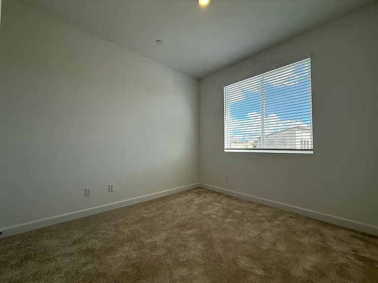 424 Bunsen St — Photo 29