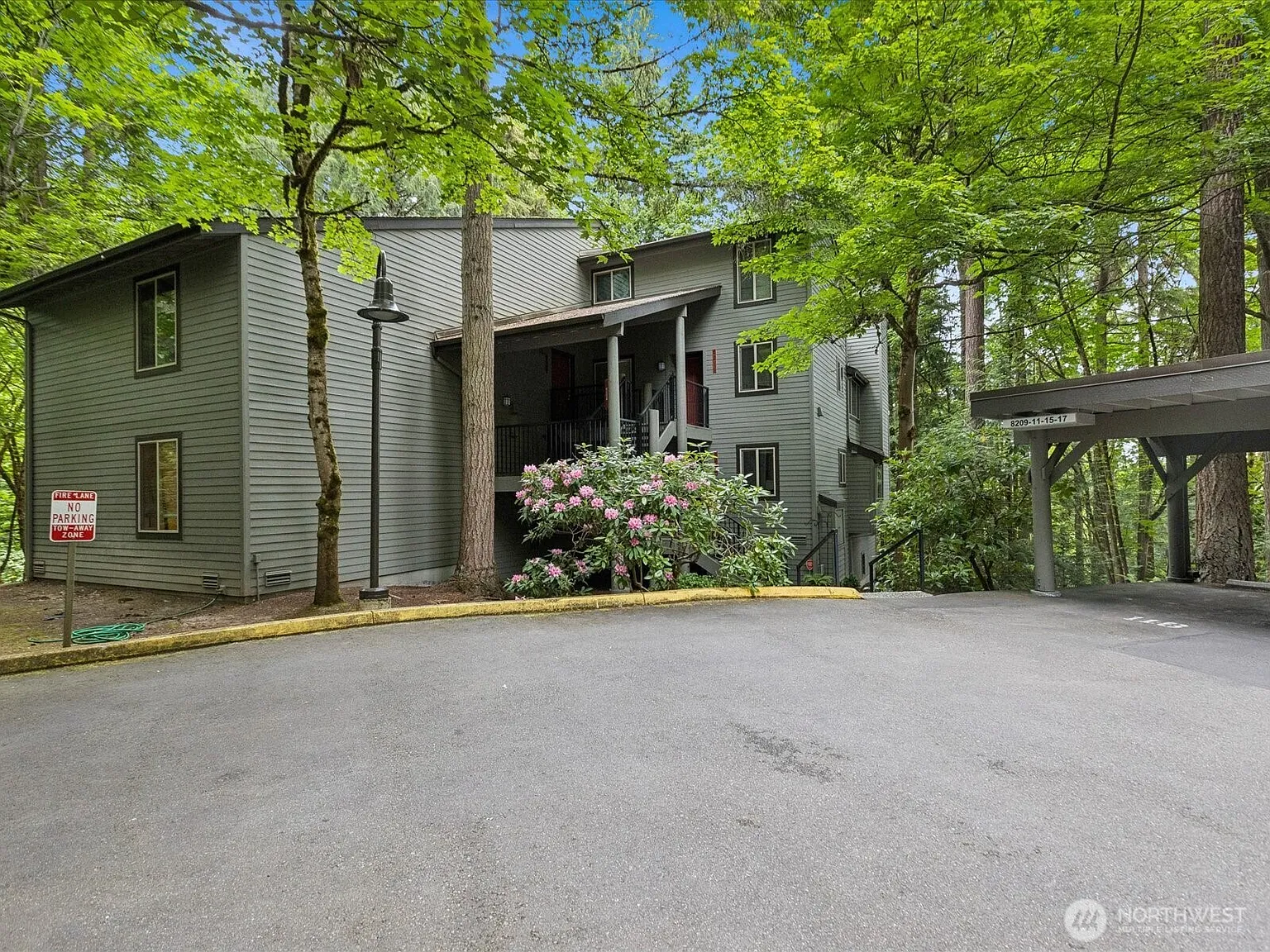 8215 145th Court NE #A11 photo 1