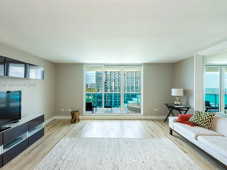 2301 Collins Ave #1009 — Photo 10