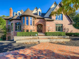 4N675 Old Farm Rd, St Charles, IL 60175