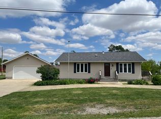 1043 W Mill St, Kewanee, IL 61443